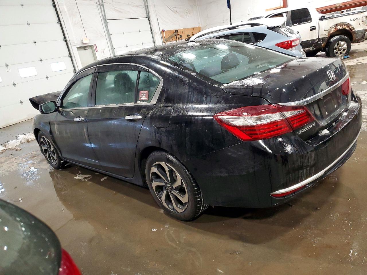 2016 HONDA ACCORD EX photo 2