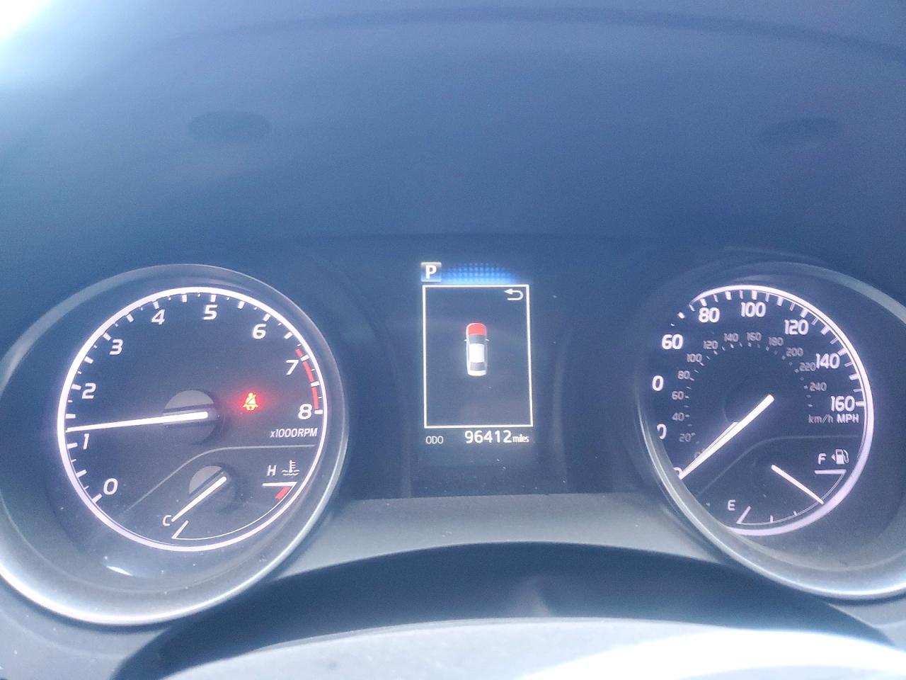 2021 TOYOTA CAMRY SE photo 9