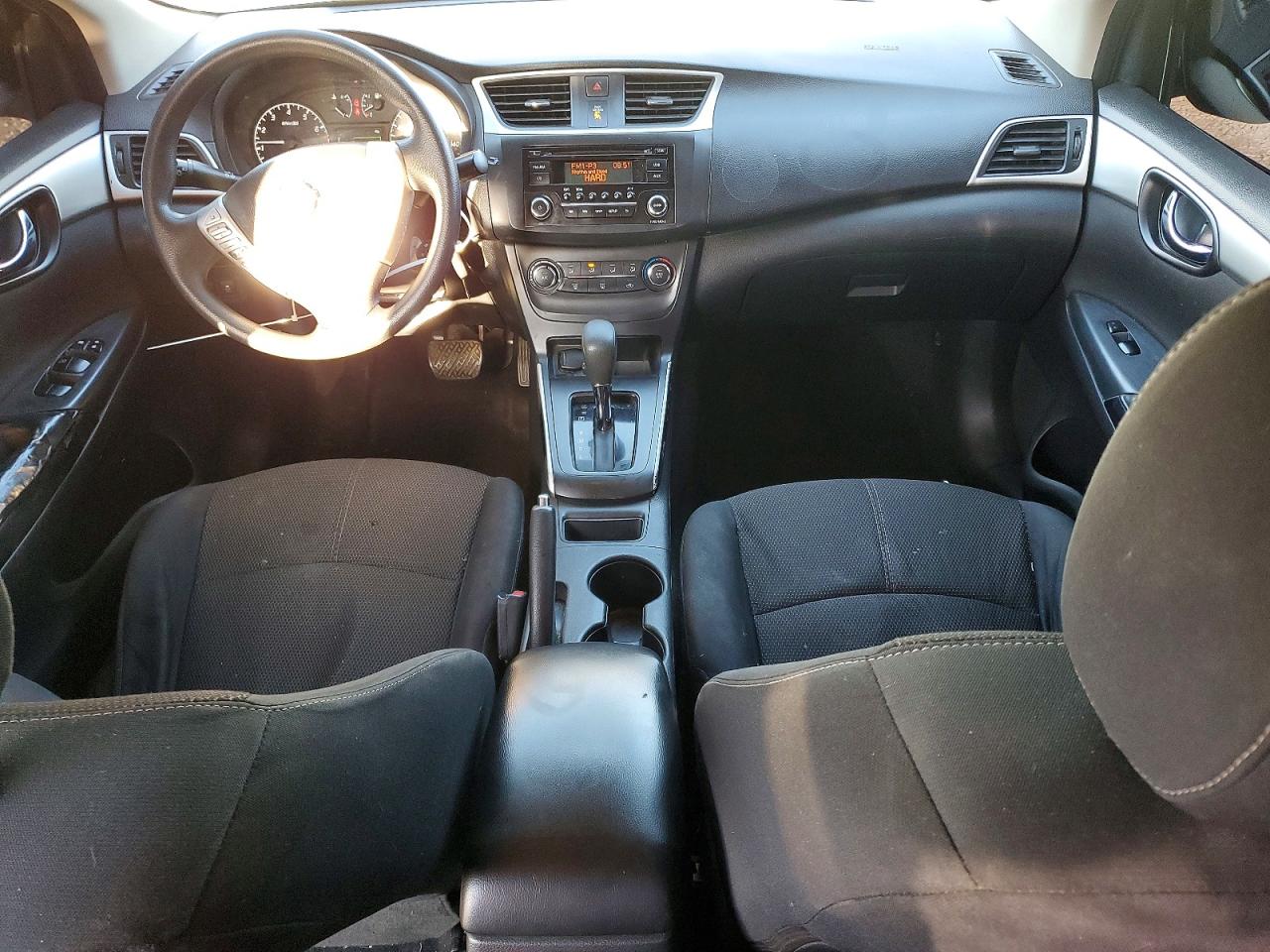 2017 NISSAN SENTRA S photo 8