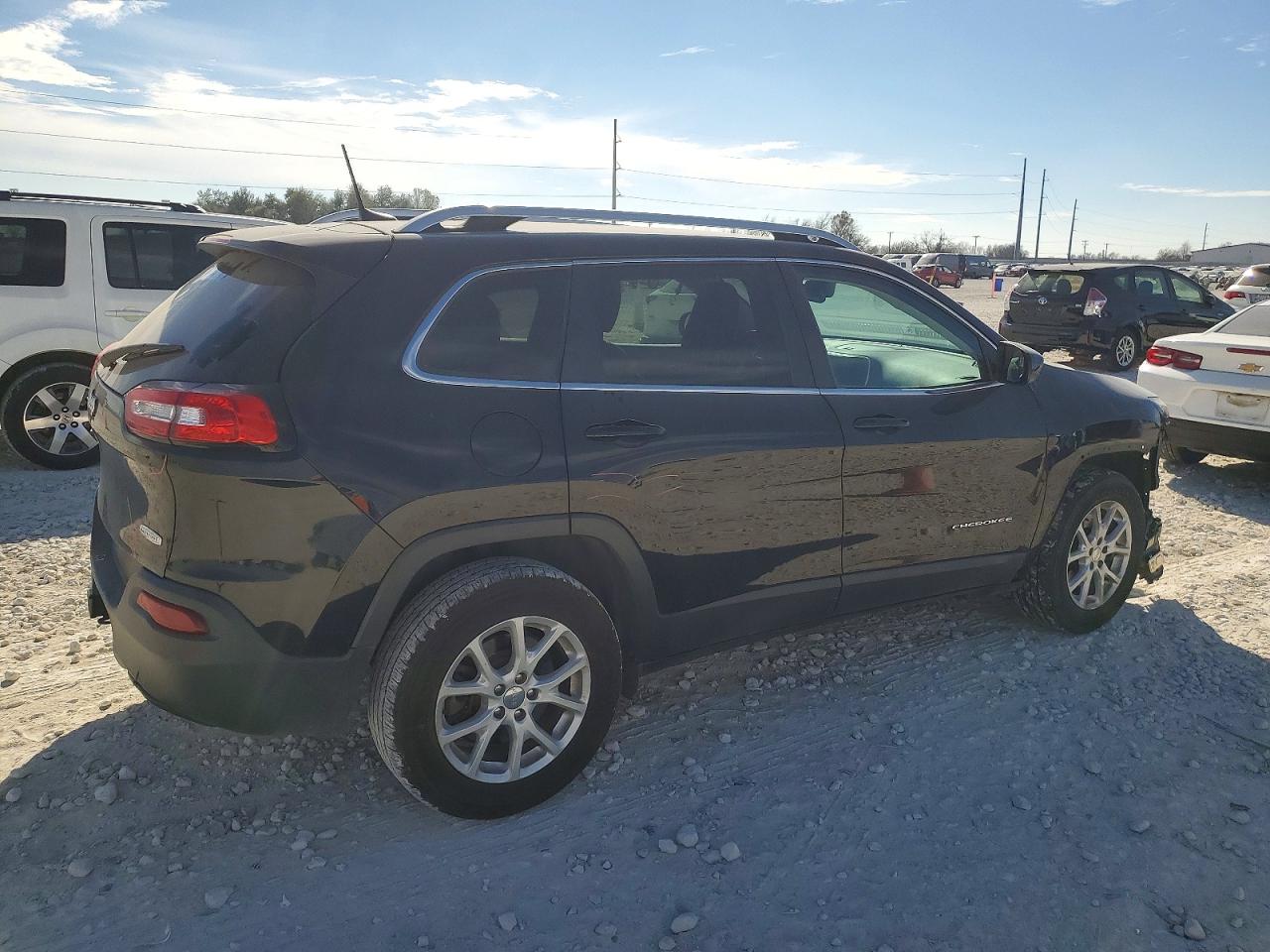 2018 JEEP CHEROKEE LATITUDE PLUS photo 3