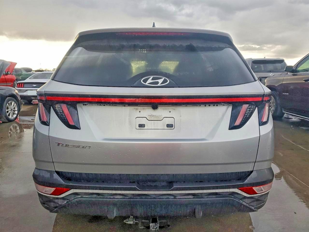 2022 HYUNDAI TUCSON SEL photo 6