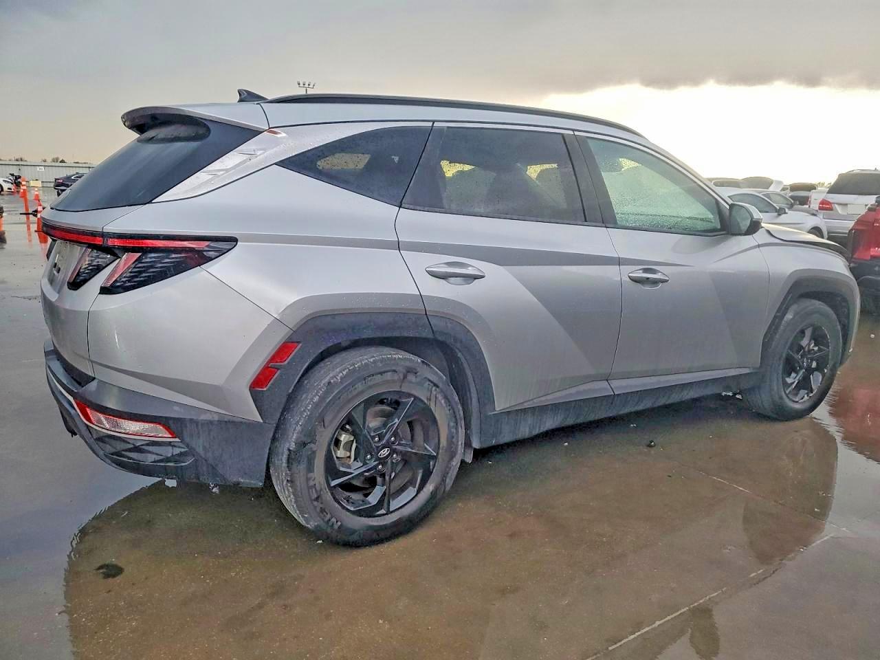 2022 HYUNDAI TUCSON SEL photo 3