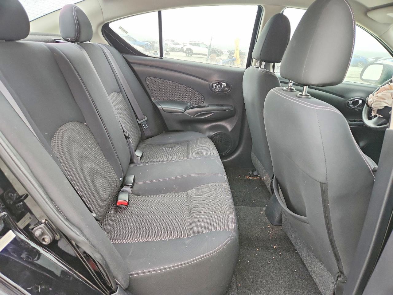 2014 NISSAN VERSA S photo 10