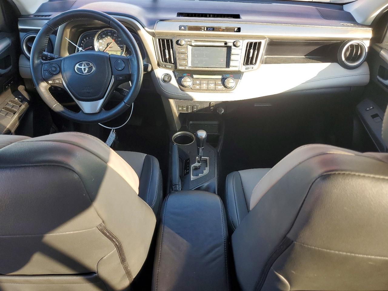 2015 TOYOTA RAV4 LIMITED photo 15