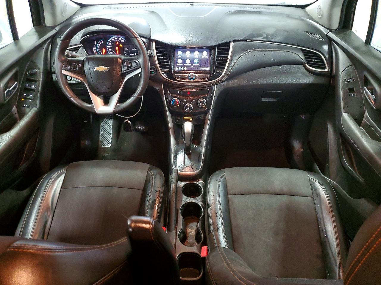 2018 CHEVROLET TRAX 1LT photo 8