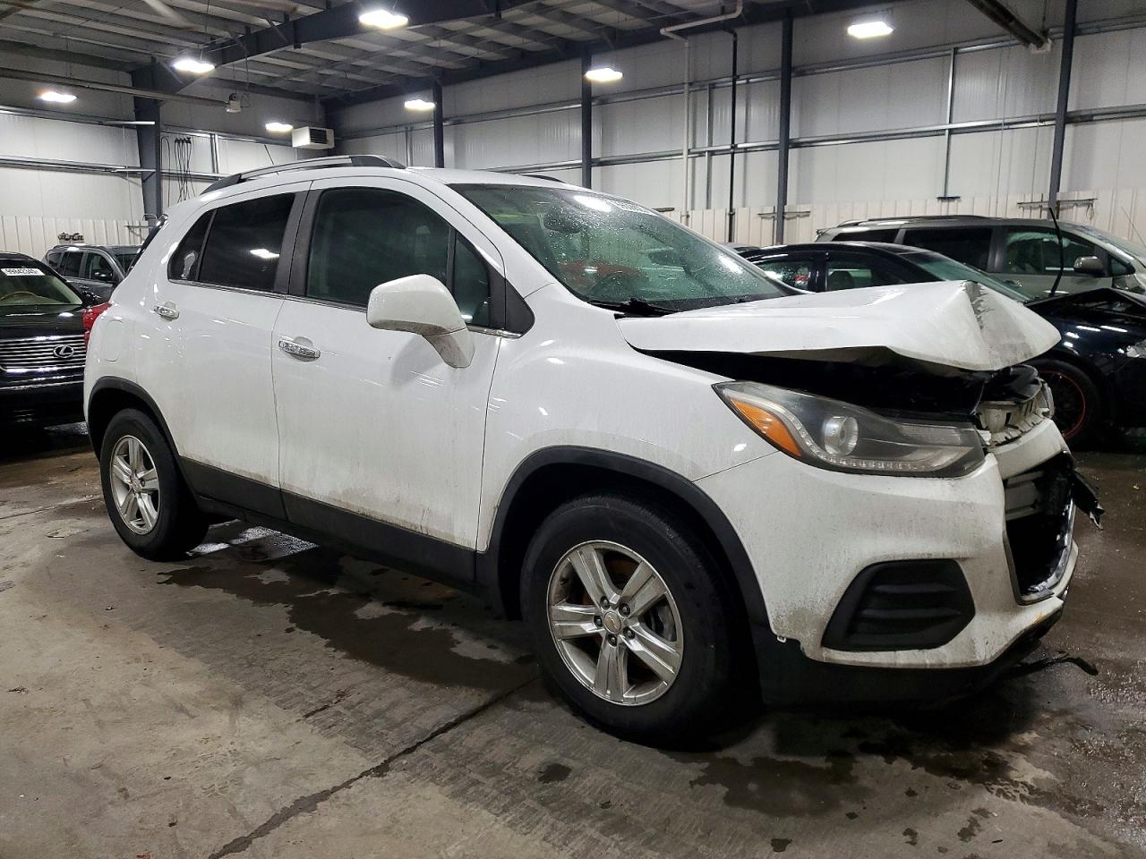 2018 CHEVROLET TRAX 1LT photo 4
