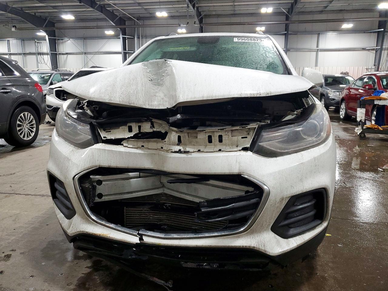 2018 CHEVROLET TRAX 1LT photo 5