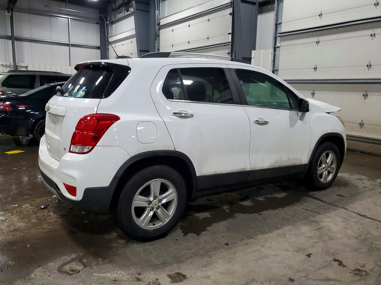 2018 CHEVROLET TRAX 1LT photo 3