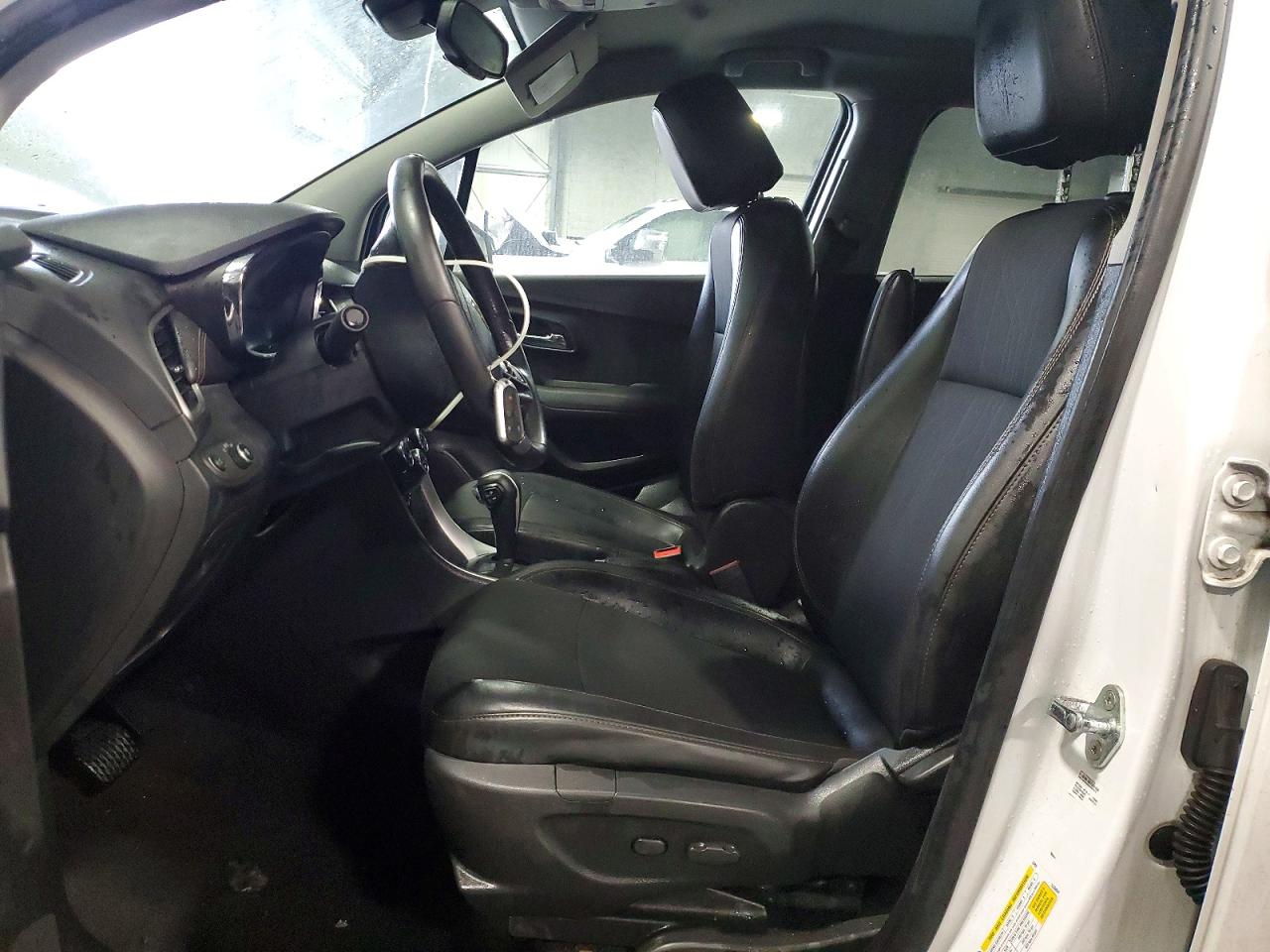 2018 CHEVROLET TRAX 1LT photo 7