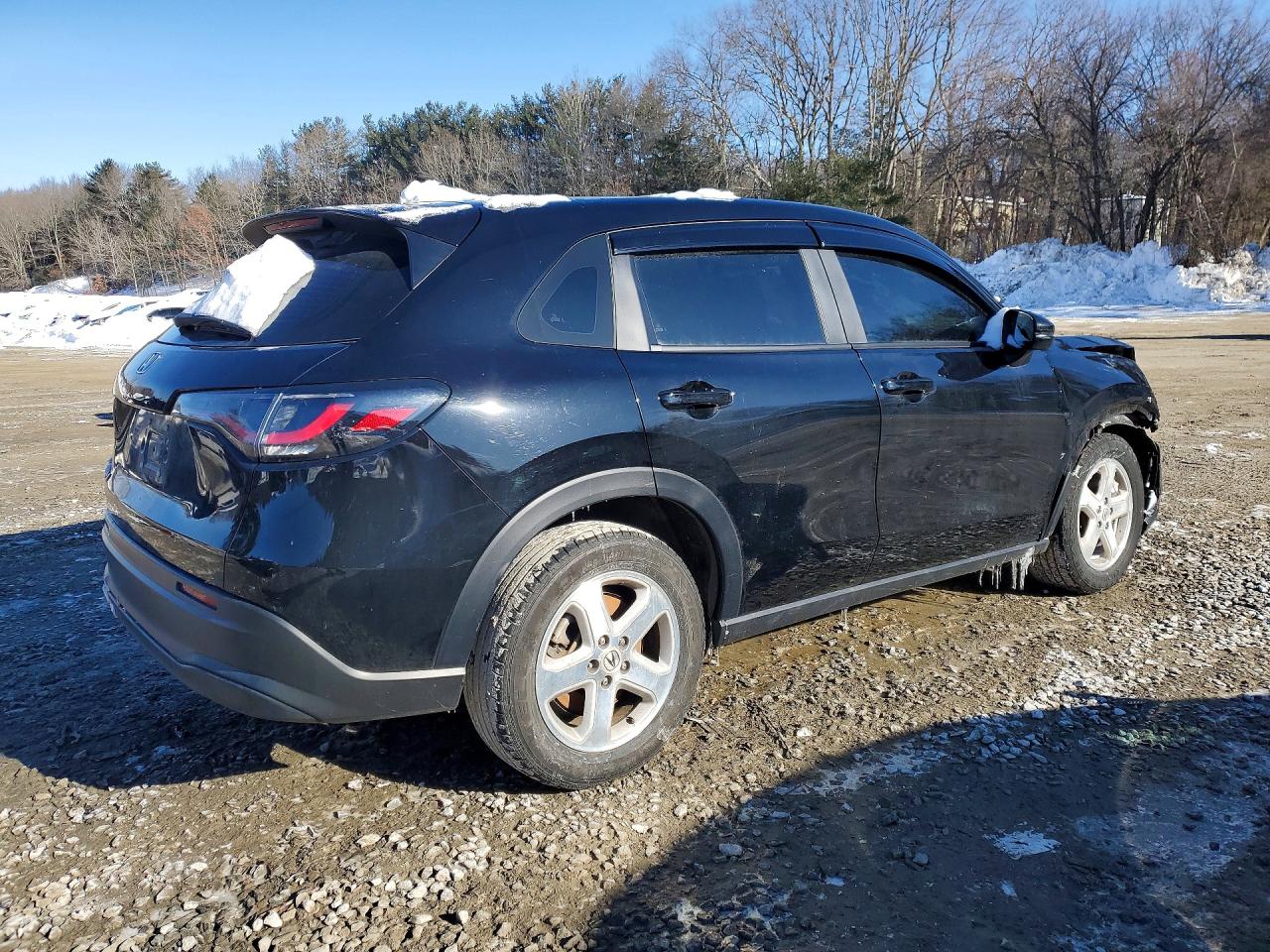 2024 HONDA HR-V LX photo 3