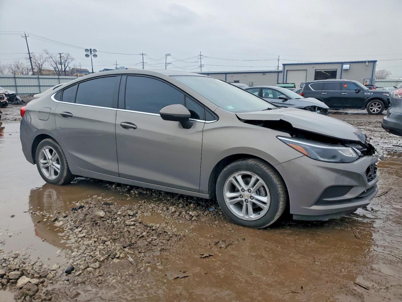 2017 CHEVROLET CRUZE LT photo 4