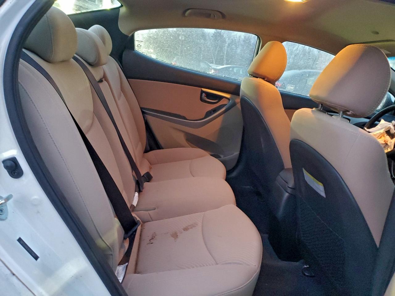 2015 HYUNDAI ELANTRA SE photo 10