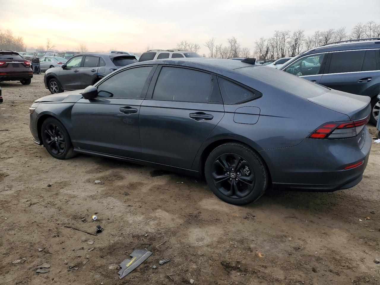 2025 HONDA ACCORD SE photo 2