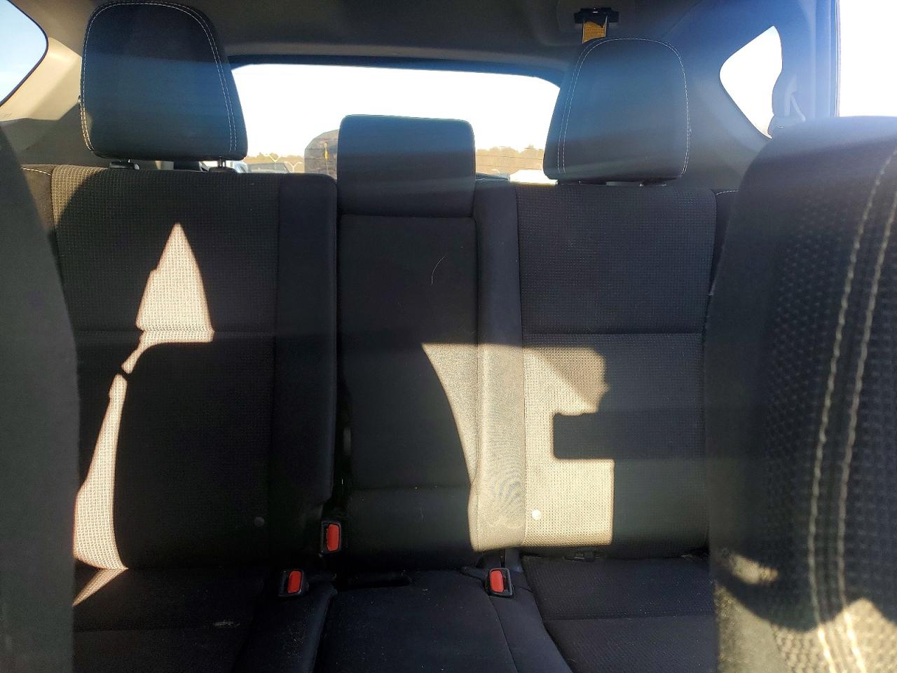 2017 TOYOTA RAV4 XLE photo 10