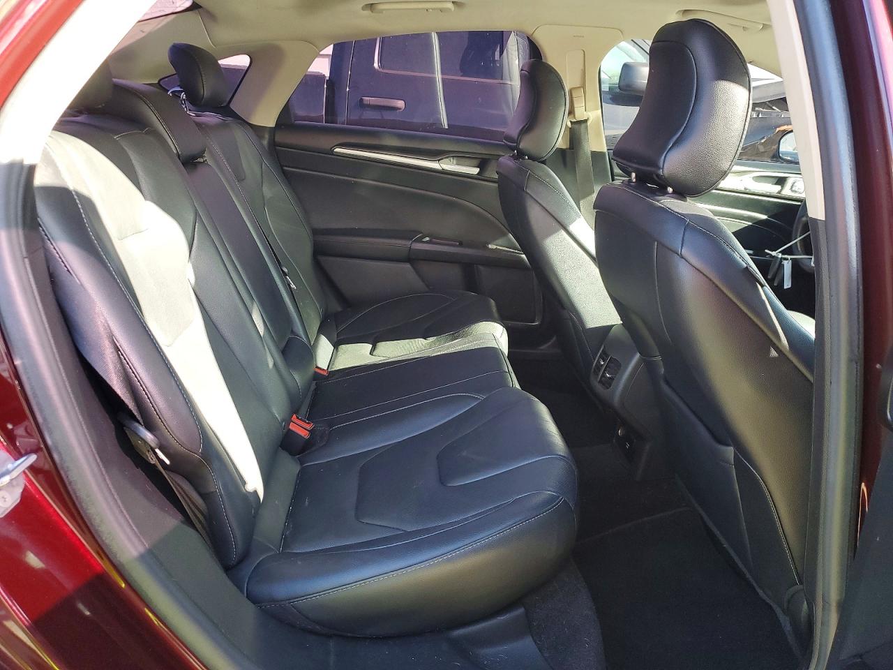 2017 FORD FUSION TITANIUM photo 10