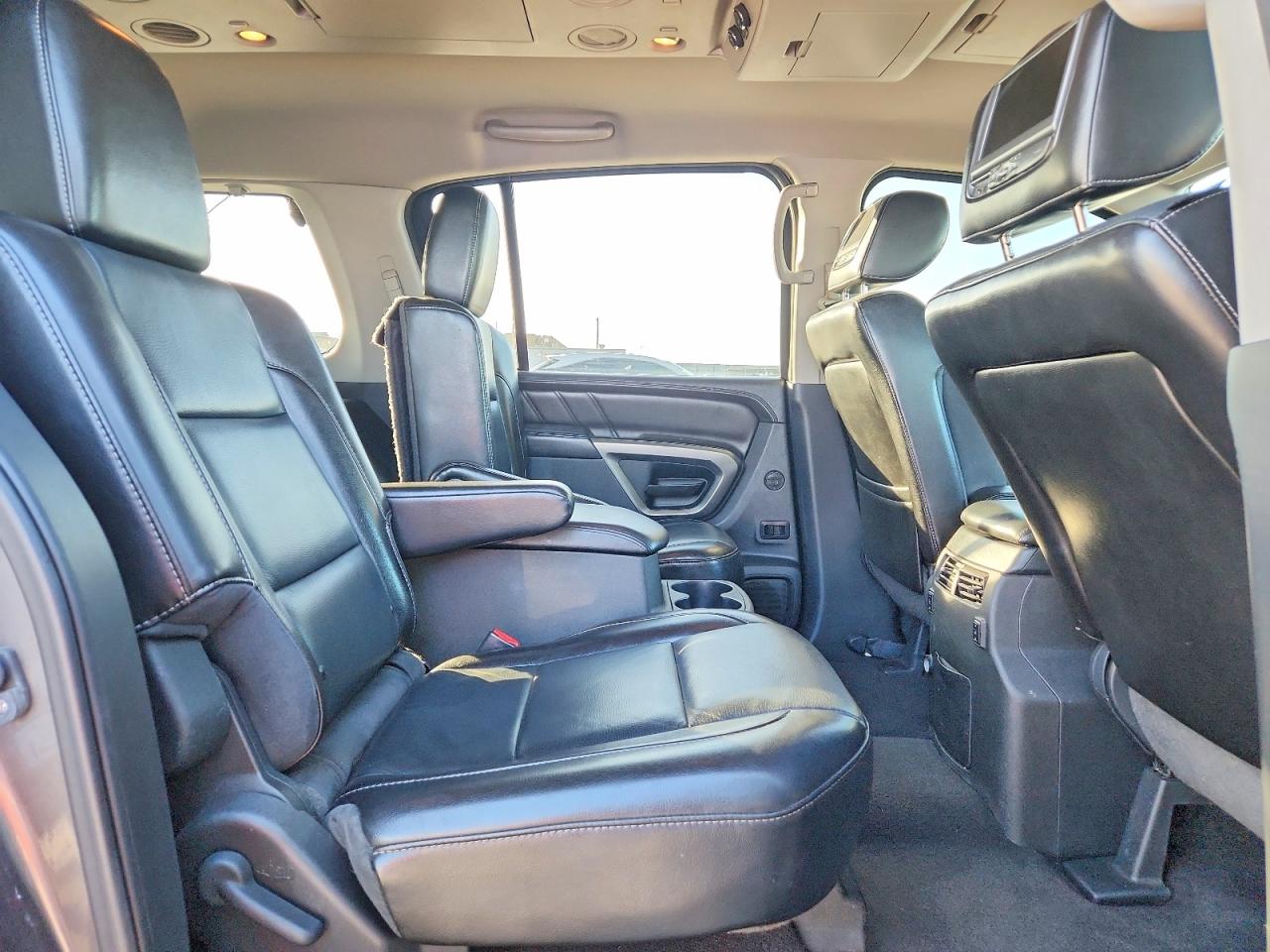 2015 NISSAN ARMADA PLATINUM photo 11