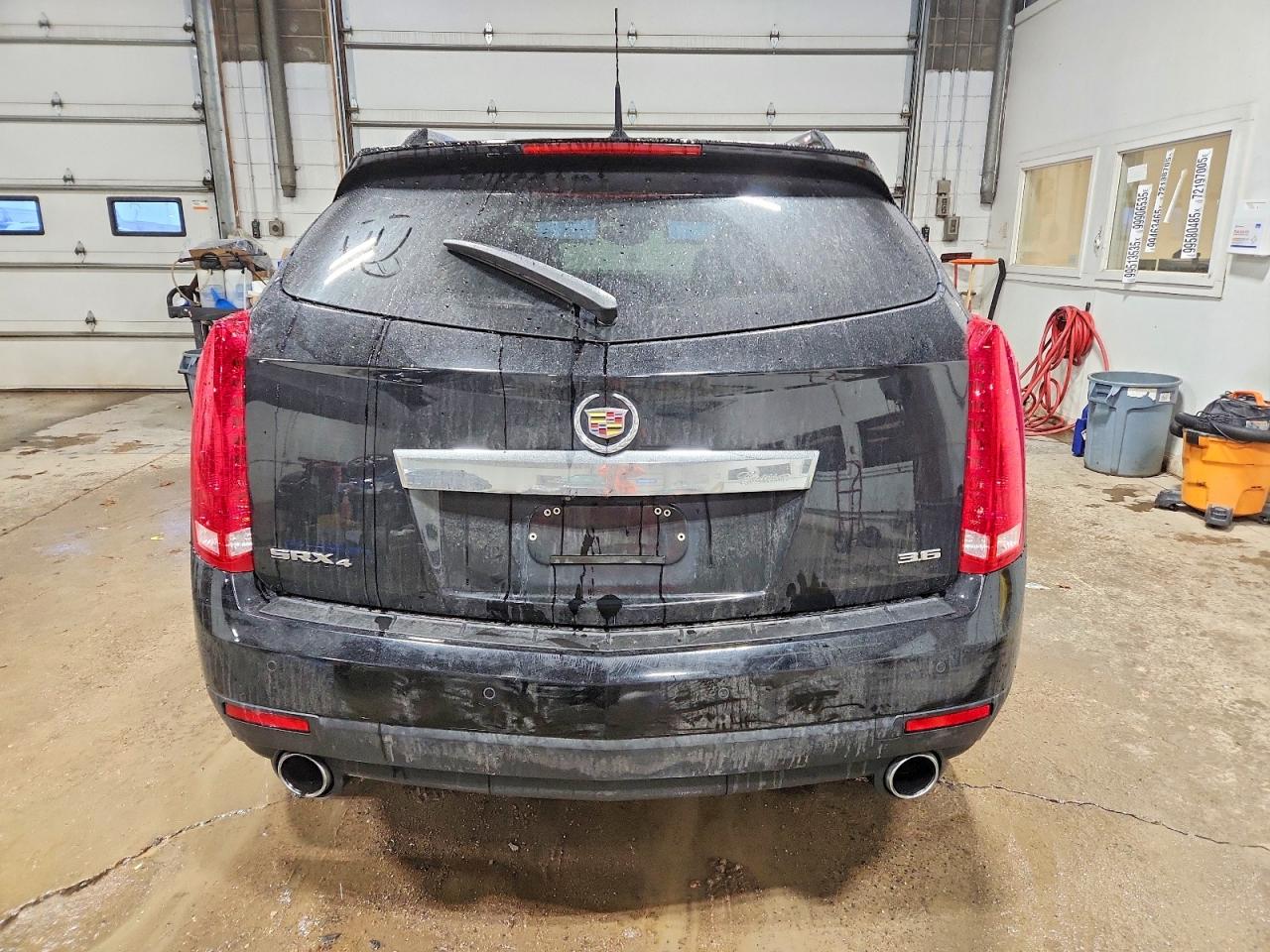 2013 CADILLAC SRX PERFORMANCE COLLECTION photo 6