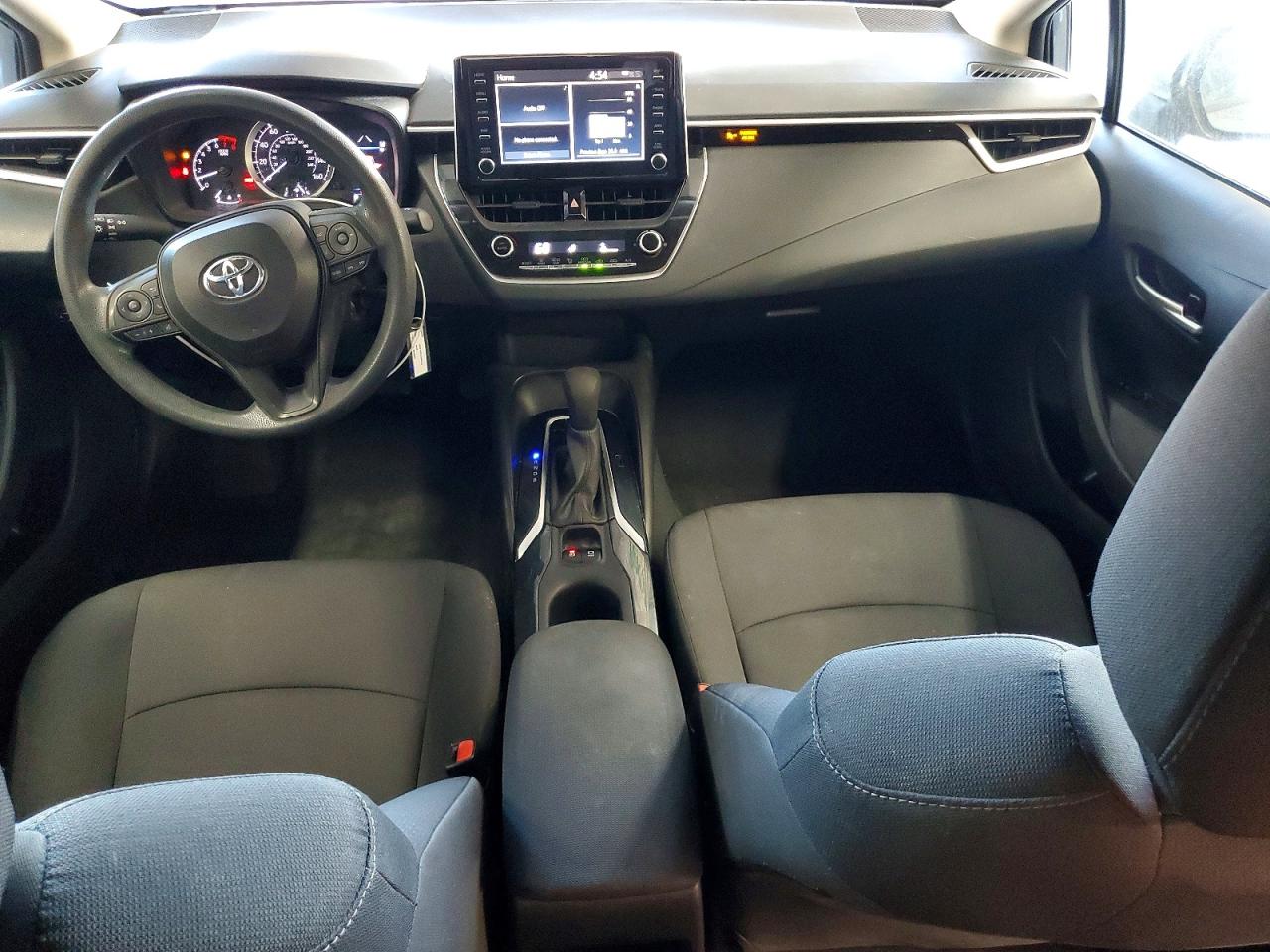 2020 TOYOTA COROLLA LE photo 8