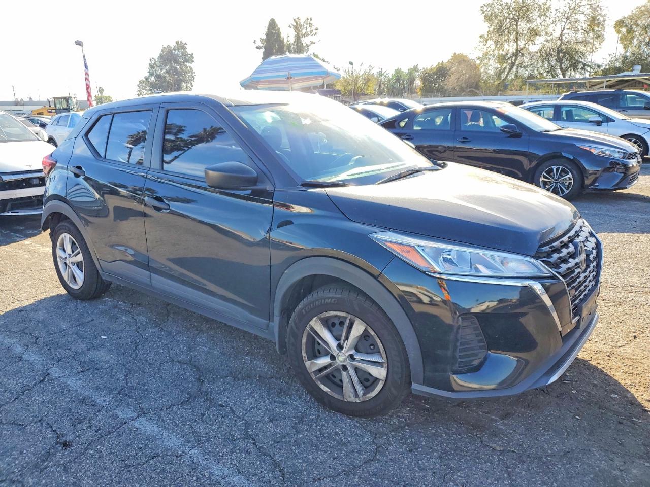 2023 NISSAN KICKS S photo 10