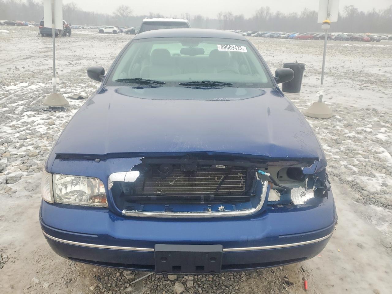 2004 FORD CROWN VICTORIA LX photo 5