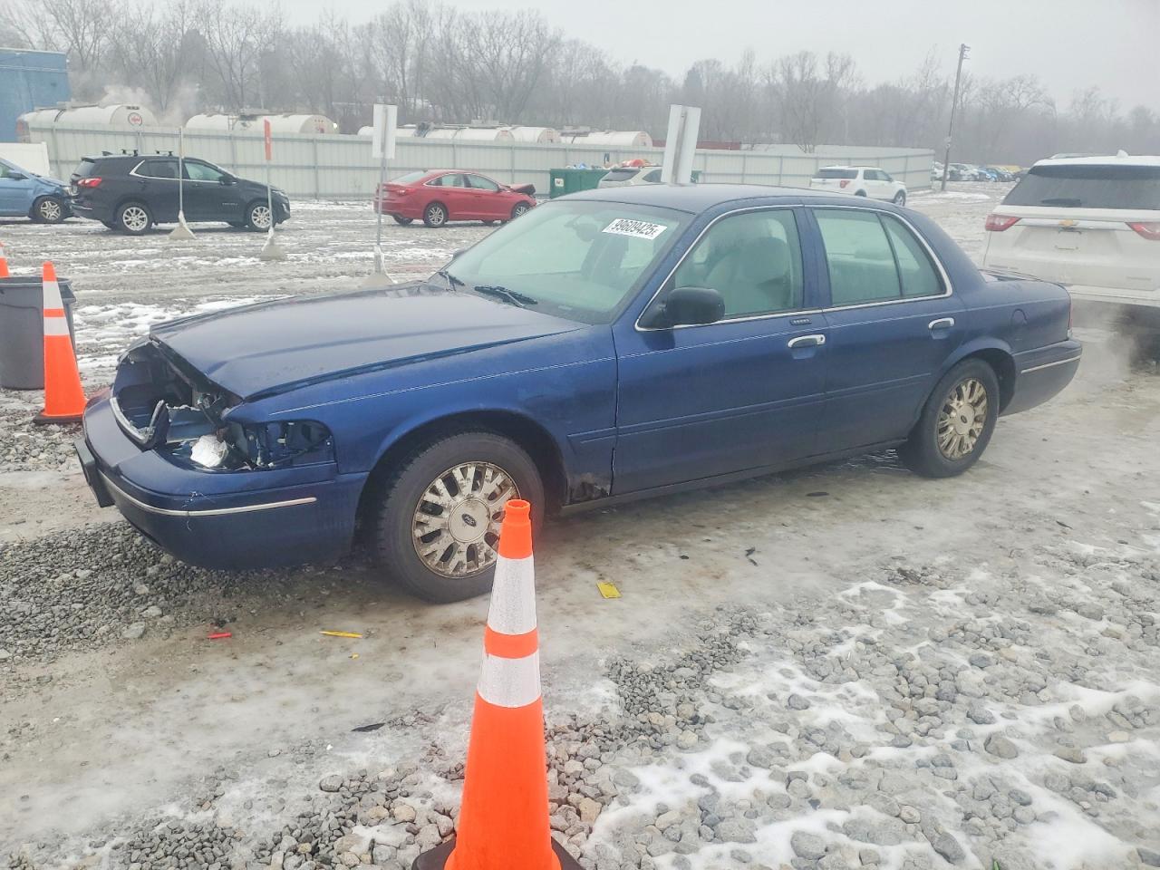 2004 FORD CROWN VICTORIA
