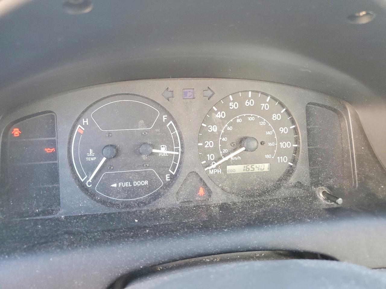 2001 TOYOTA COROLLA CE photo 9