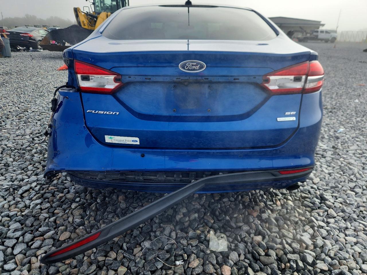 2017 FORD FUSION SE photo 6