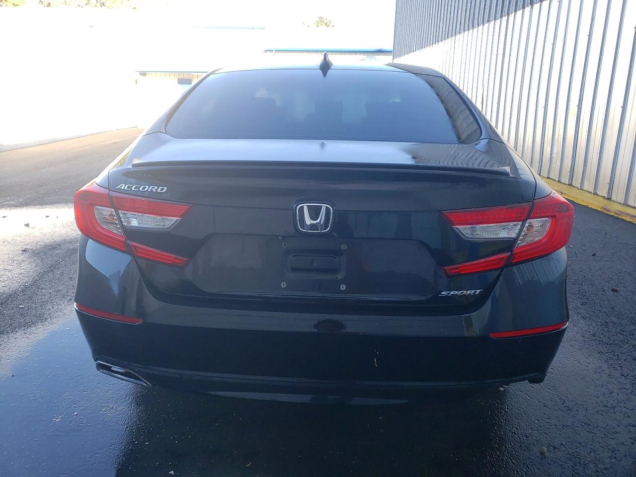 2018 HONDA ACCORD SPORT photo 6