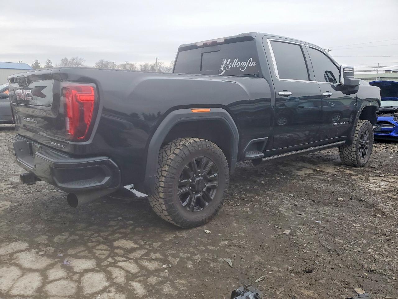 2021 GMC SIERRA K2500 DENALI photo 3