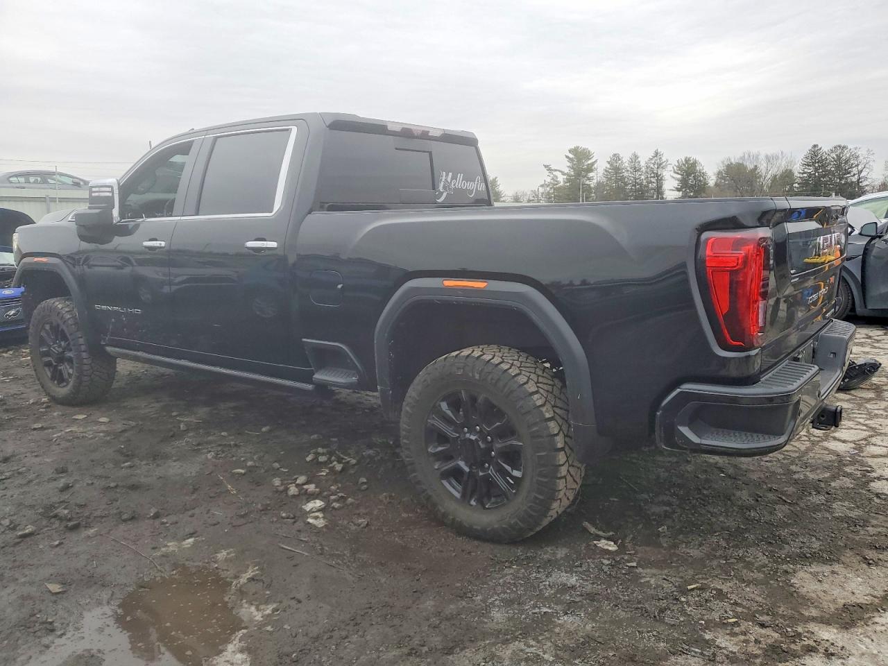 2021 GMC SIERRA K2500 DENALI photo 2