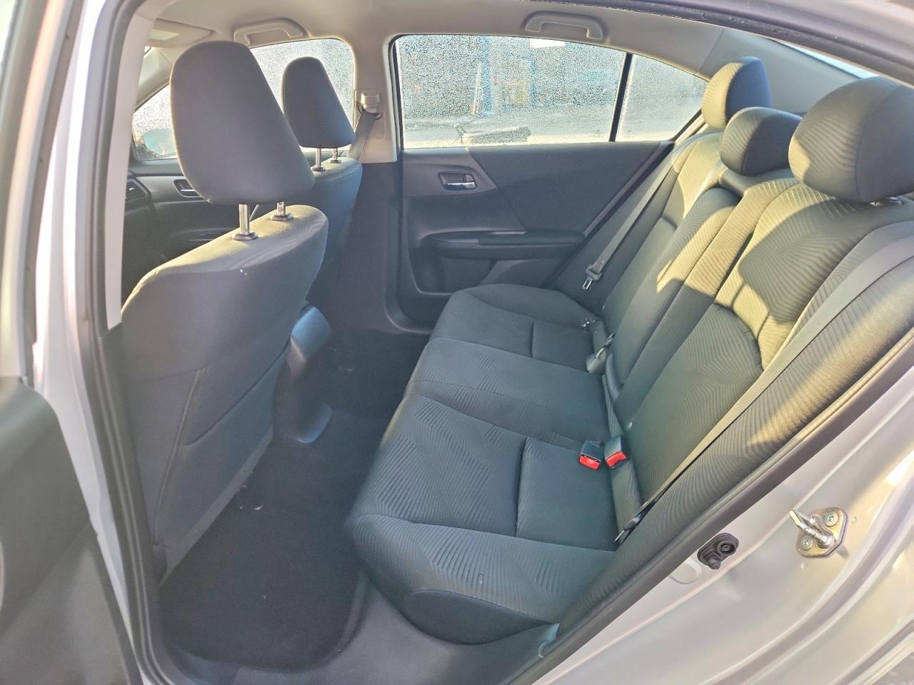 2015 HONDA ACCORD LX photo 10