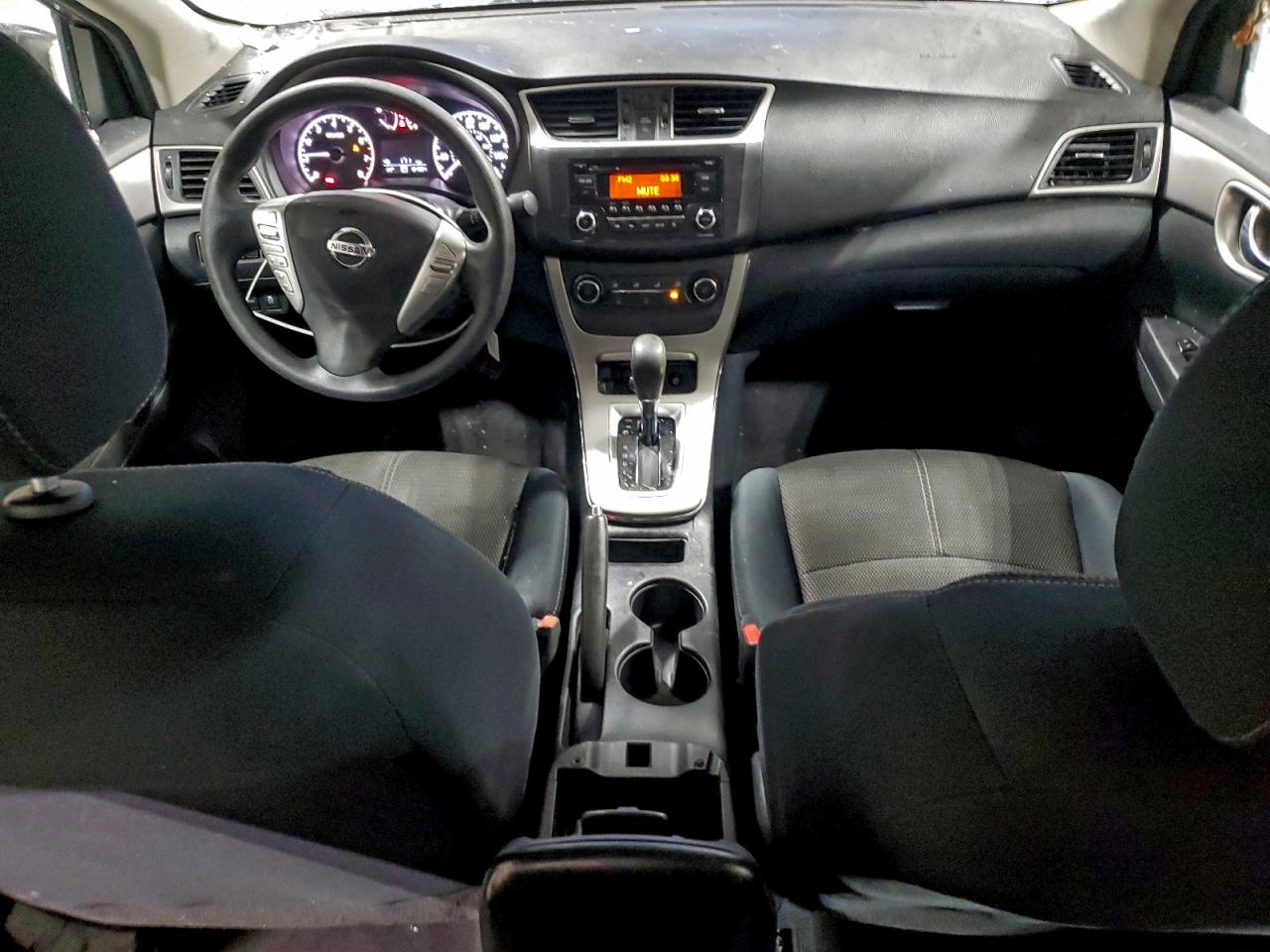 2015 NISSAN SENTRA S photo 8