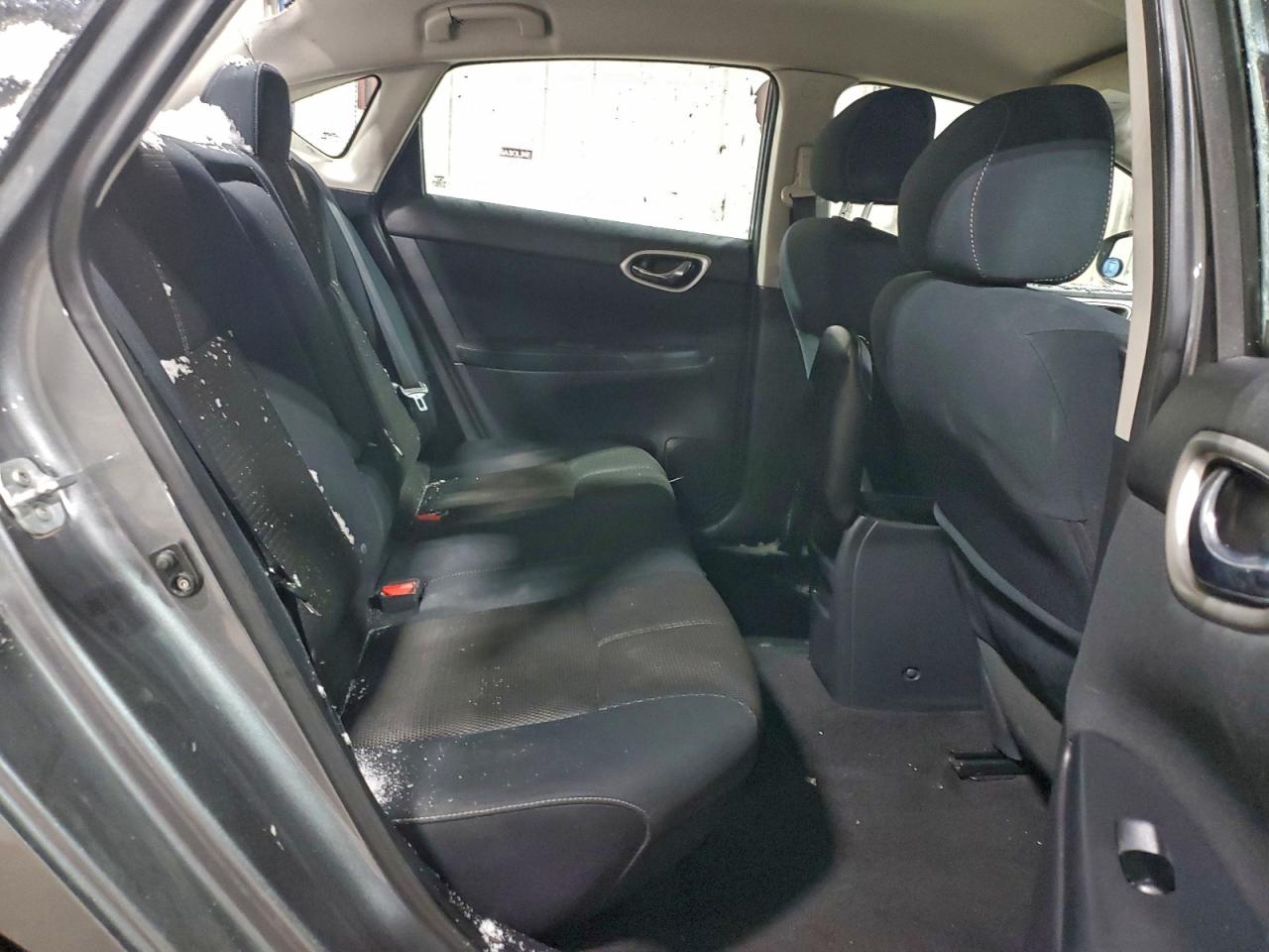 2015 NISSAN SENTRA S photo 10