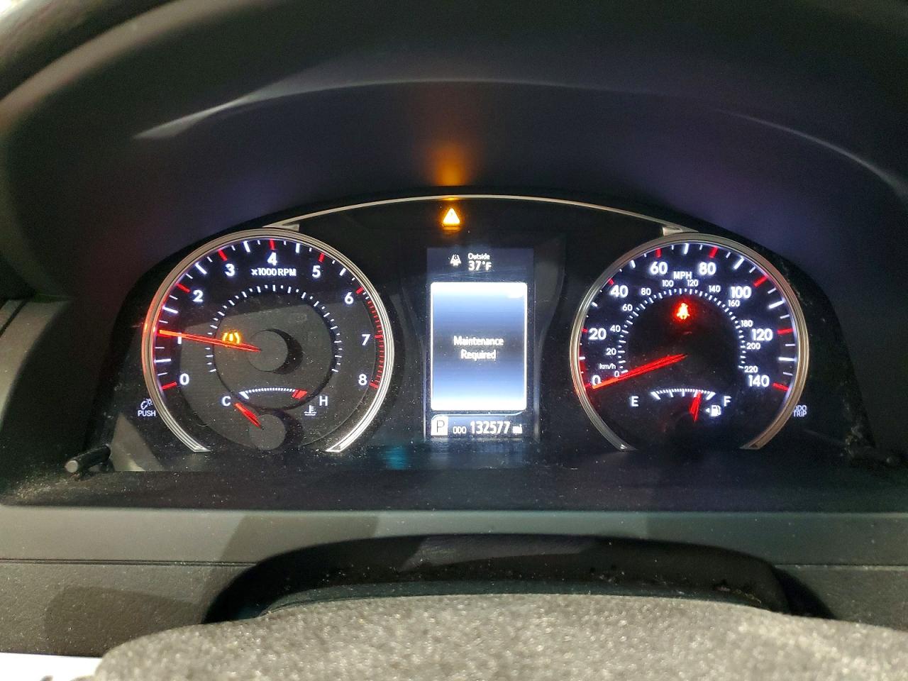 2015 TOYOTA CAMRY LE photo 9