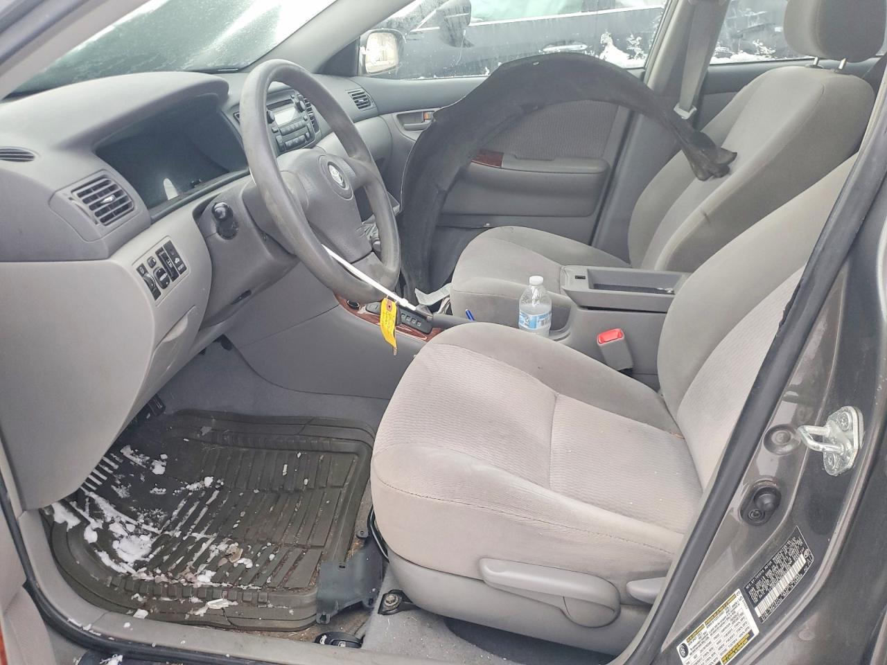 2006 TOYOTA COROLLA CE photo 7