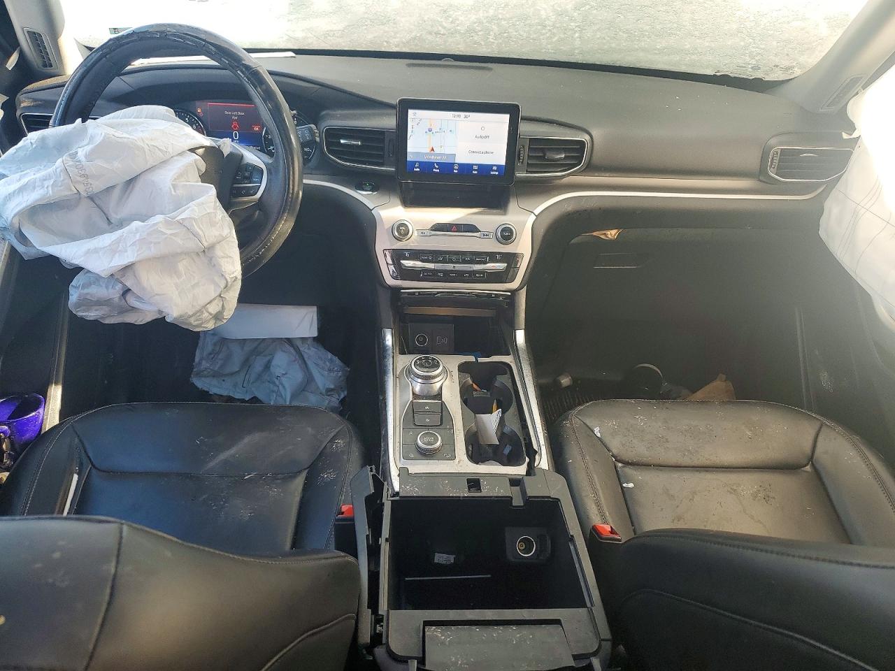 2021 FORD EXPLORER XLT photo 8