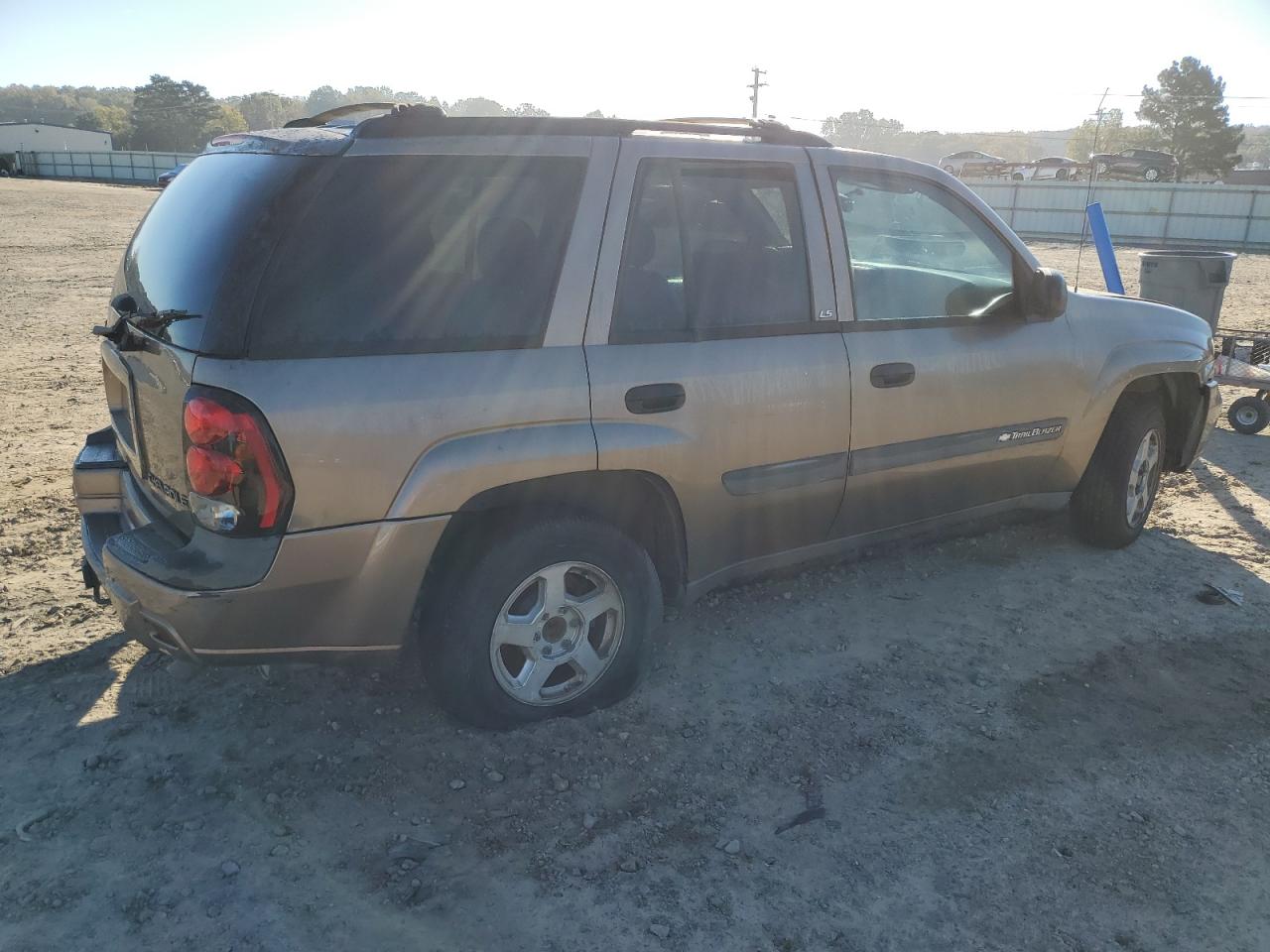 2003 CHEVROLET TRAILBLAZER photo 3