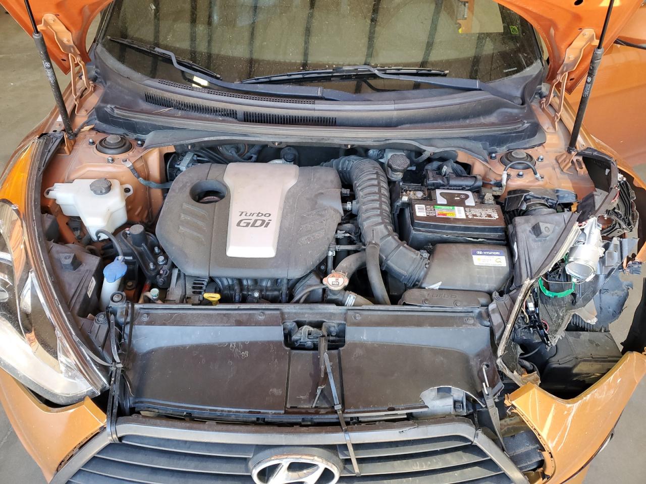 2016 HYUNDAI VELOSTER TURBO photo 21
