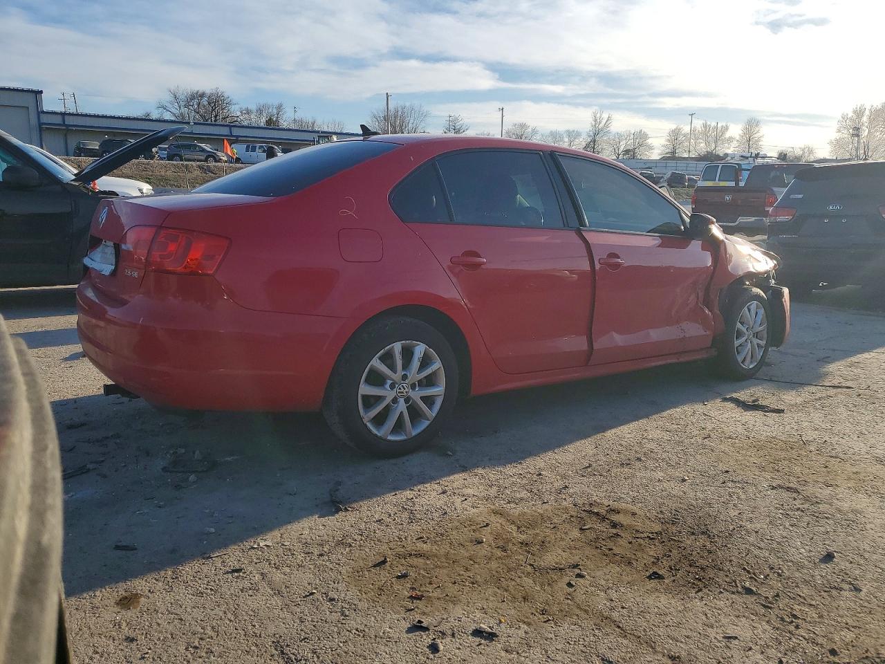 2012 VOLKSWAGEN JETTA SE photo 3