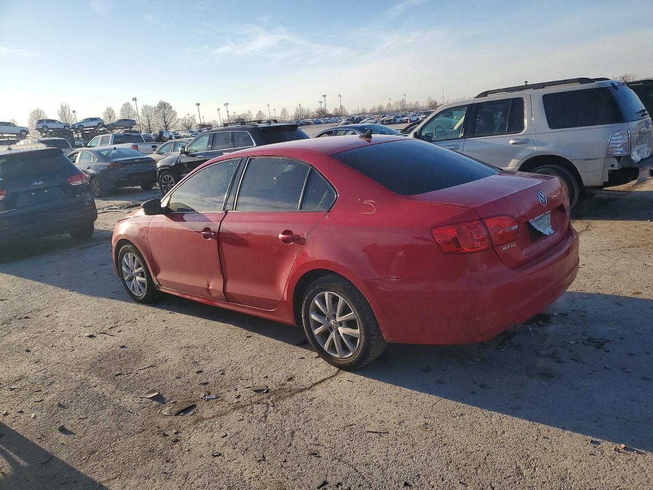 2012 VOLKSWAGEN JETTA SE photo 2