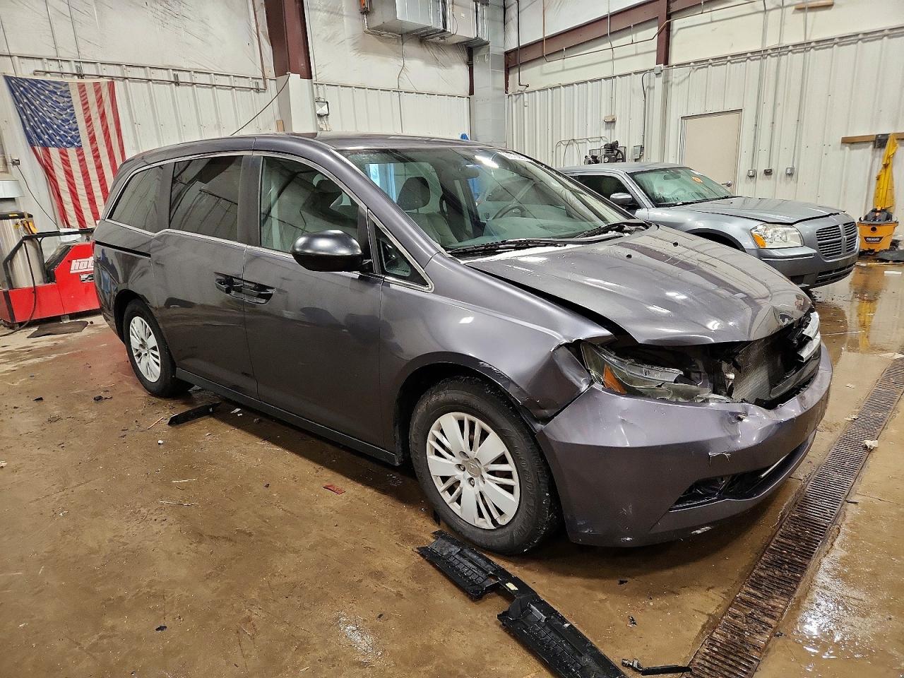 2016 HONDA ODYSSEY LX photo 4