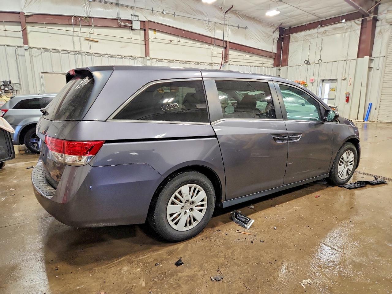2016 HONDA ODYSSEY LX photo 3