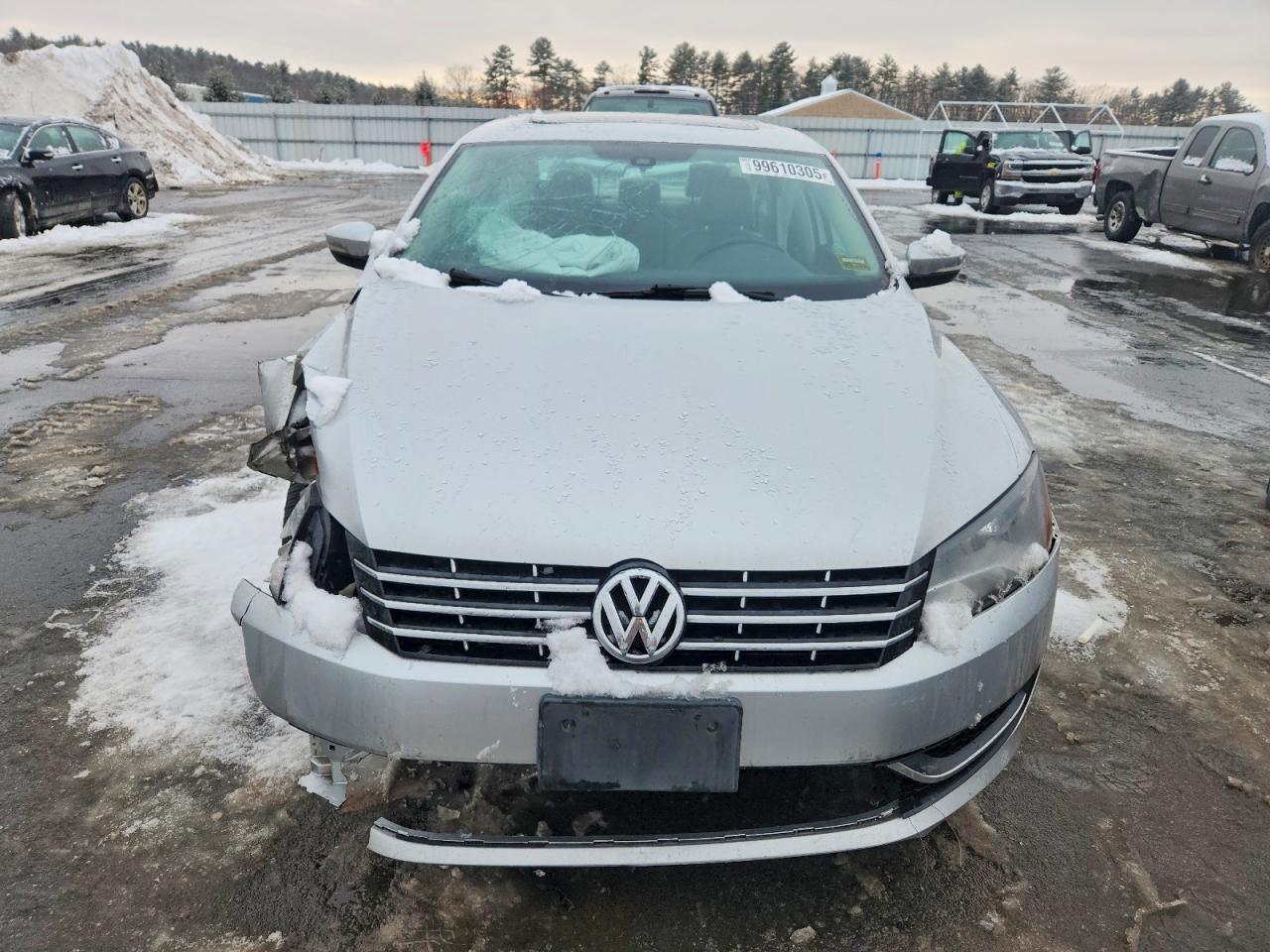 2015 VOLKSWAGEN PASSAT SE photo 5