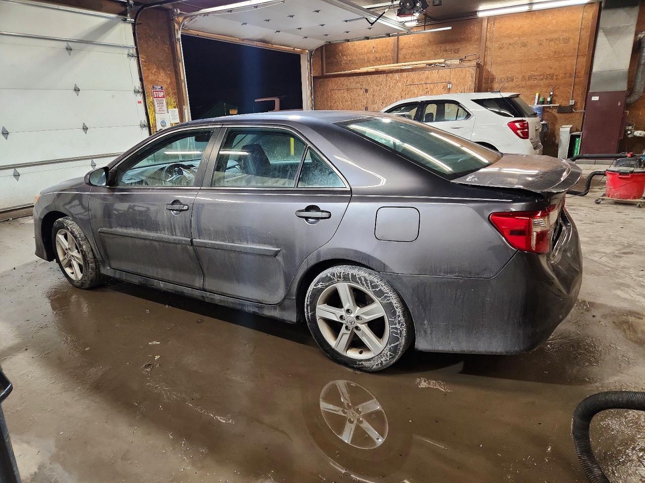 2014 TOYOTA CAMRY L photo 2