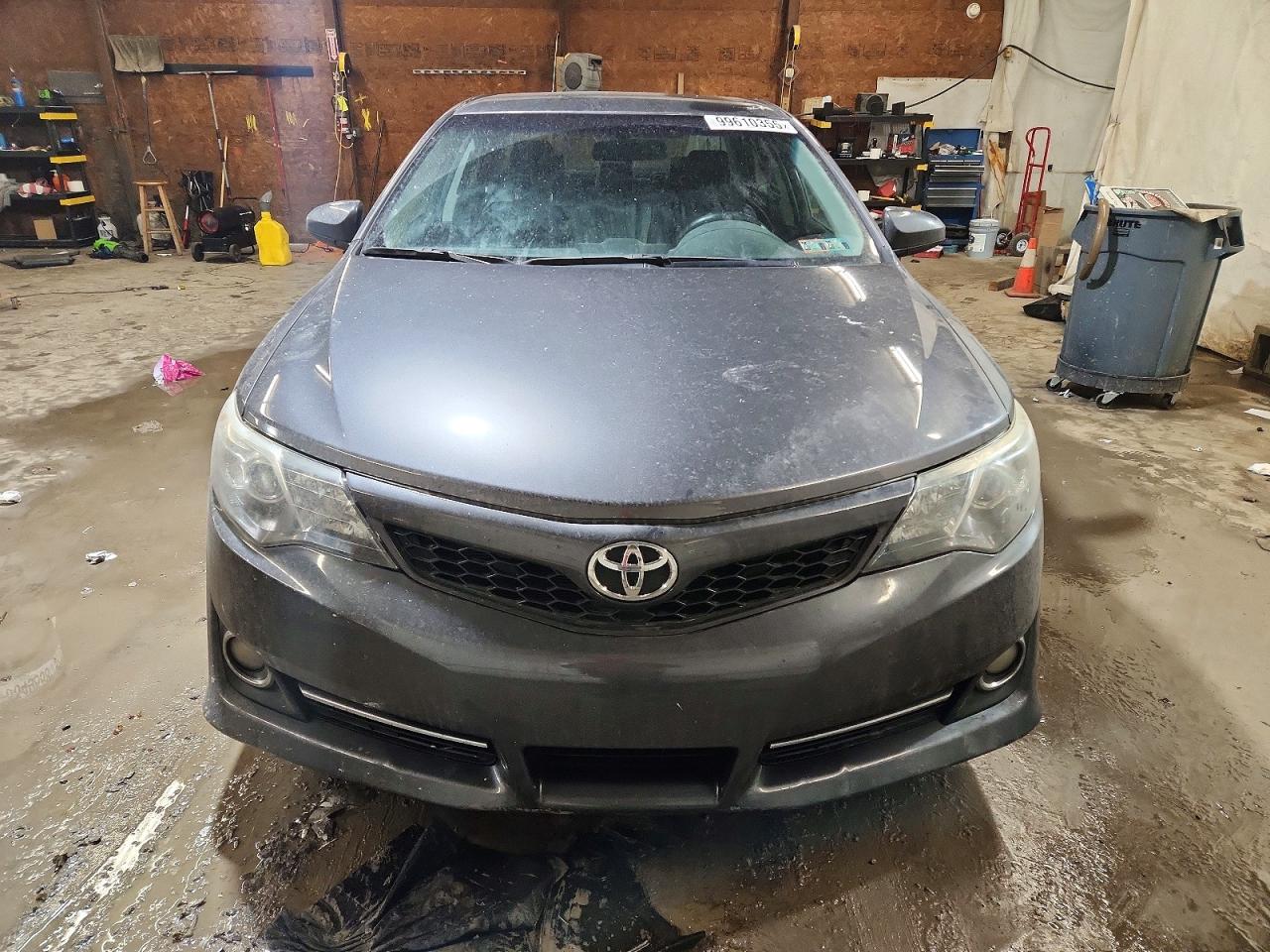 2014 TOYOTA CAMRY L photo 5