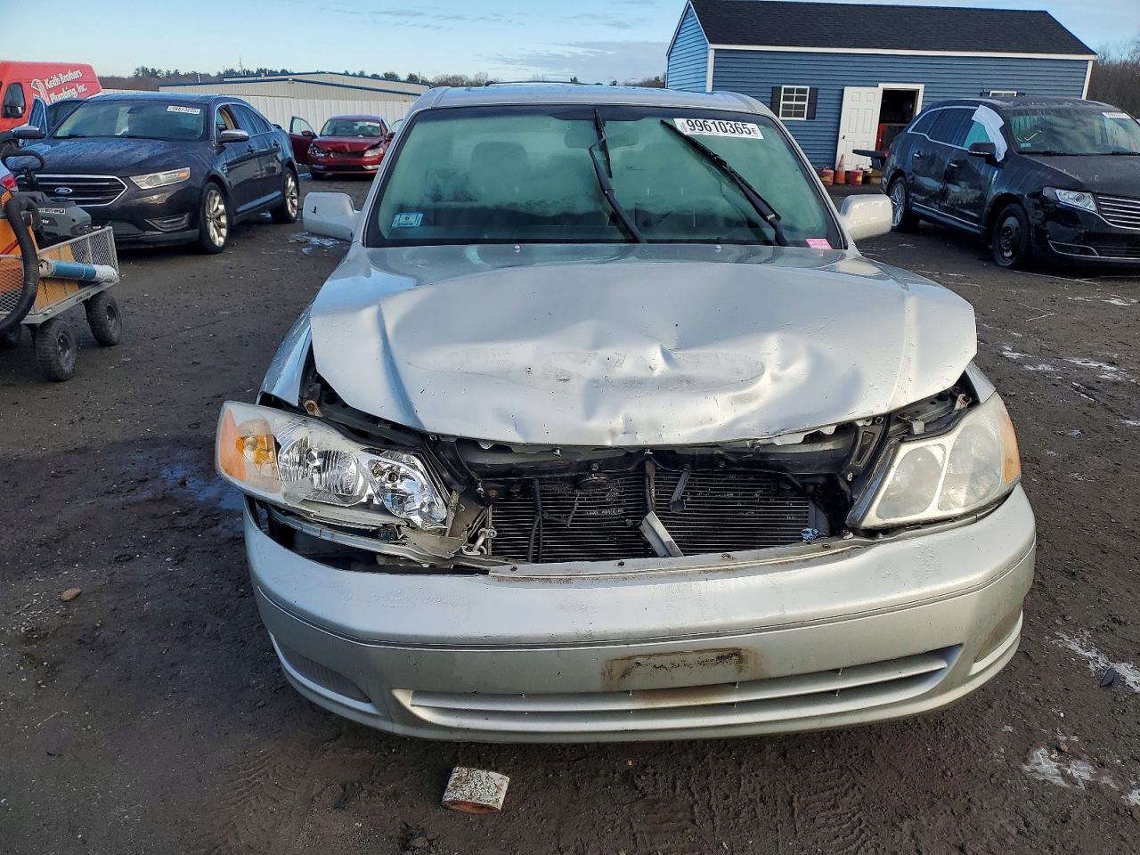 2001 TOYOTA AVALON XL photo 5