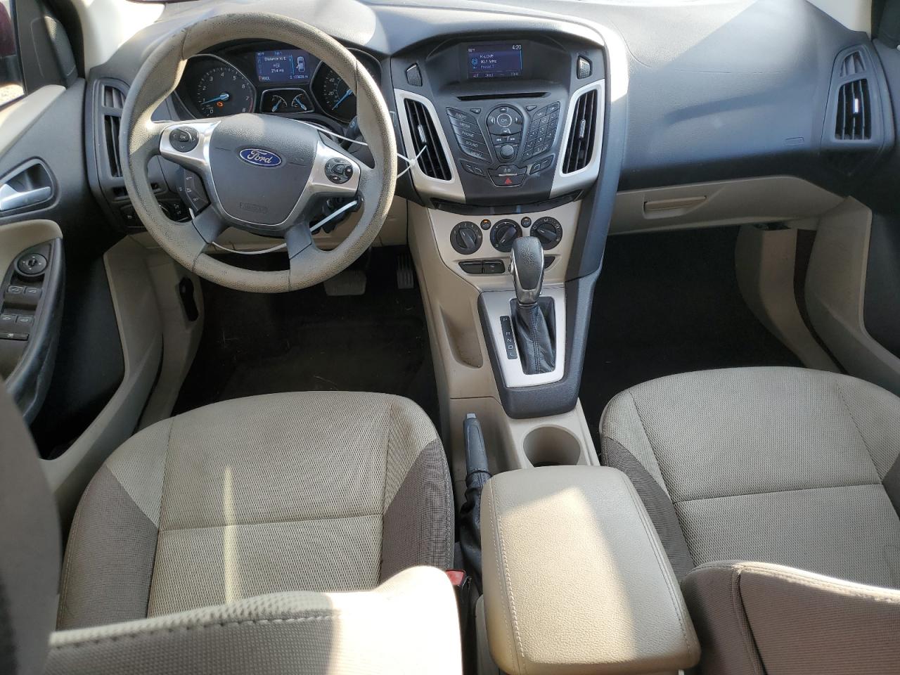 2014 FORD FOCUS SE photo 8