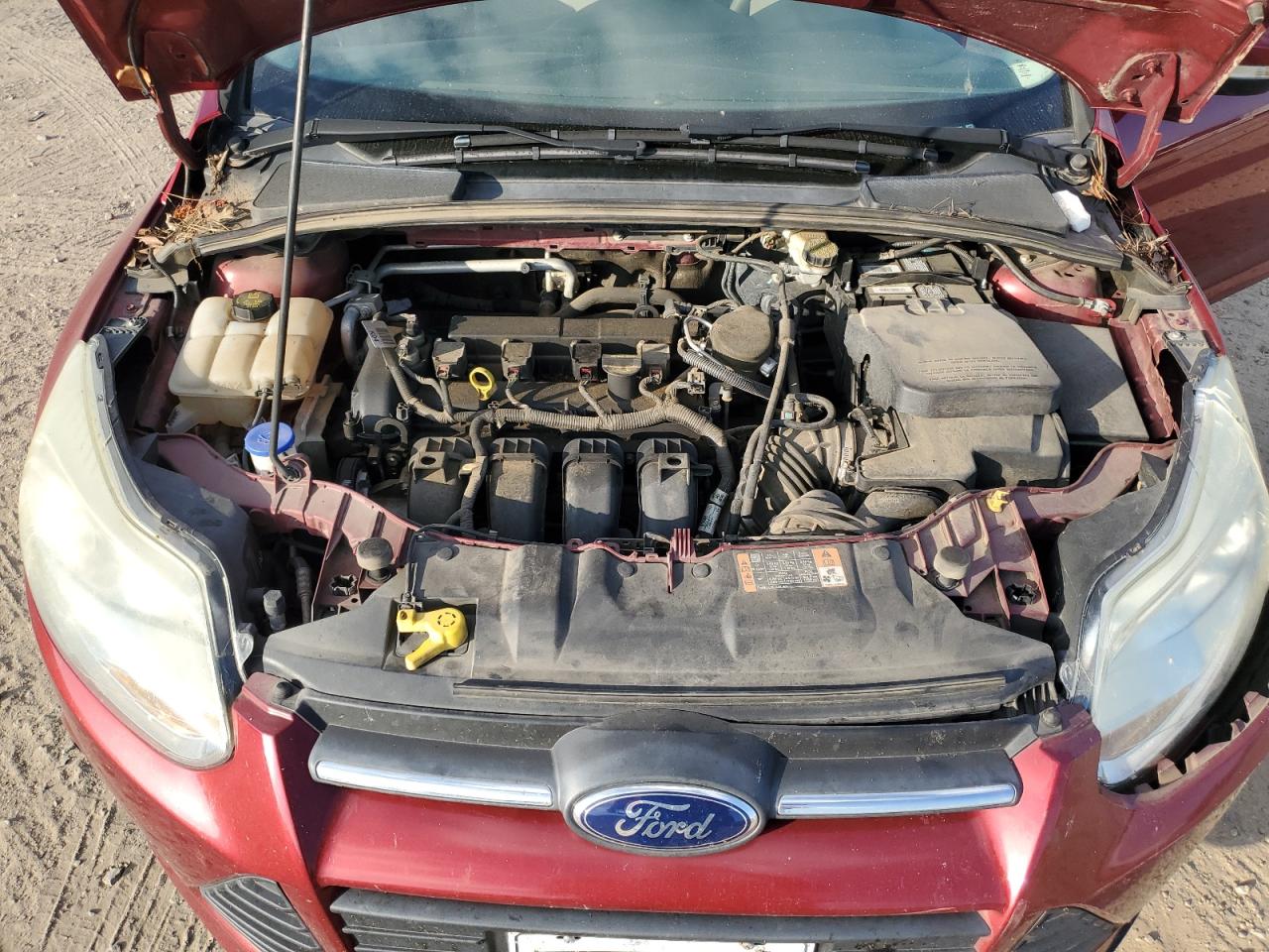 2014 FORD FOCUS SE photo 11