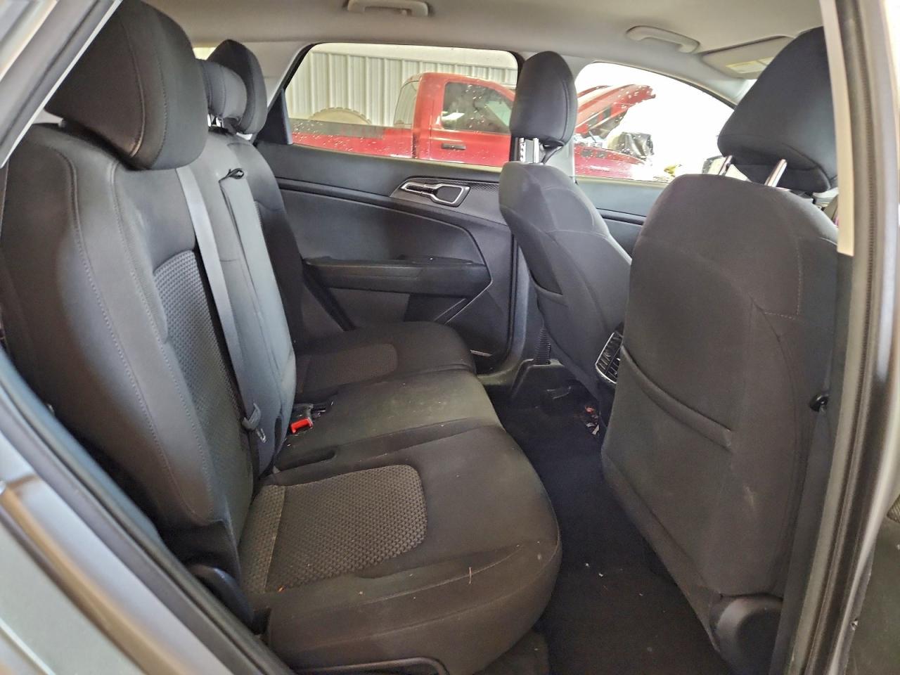 2023 KIA SPORTAGE LX photo 10