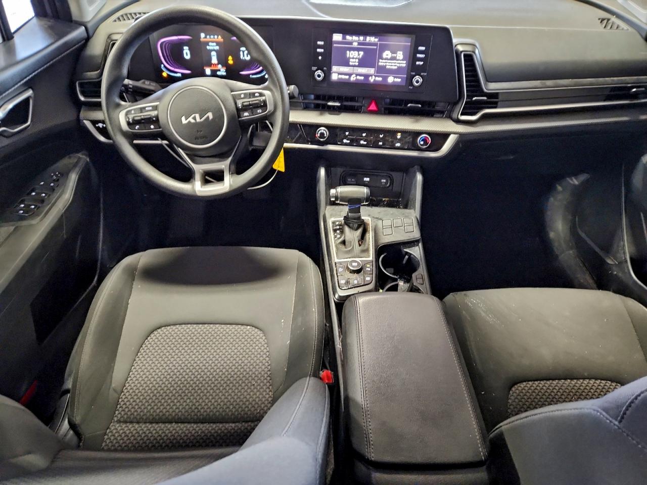 2023 KIA SPORTAGE LX photo 8